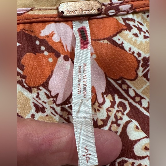 NWOT FREE PEOPLE S/P Floral Patterned Women's Top - Picture 10 of 14